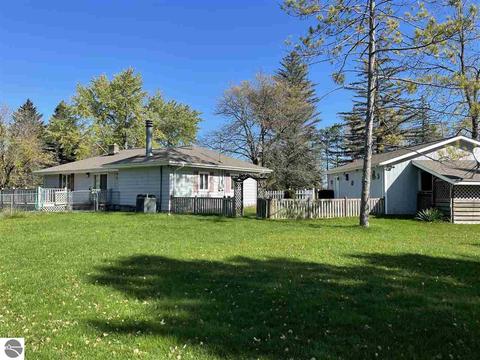 985 Pettit Rd, Lupton, MI 48635 photo 7