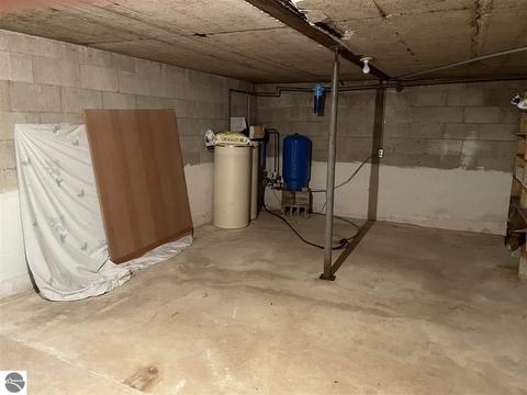 985 Pettit Rd, Lupton, MI 48635 photo 20