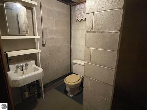 985 Pettit Rd, Lupton, MI 48635 photo 21
