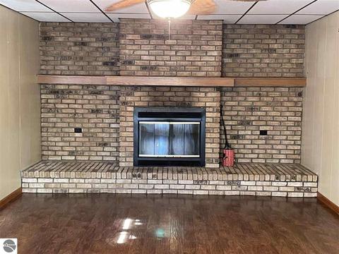 985 Pettit Rd, Lupton, MI 48635 photo 19
