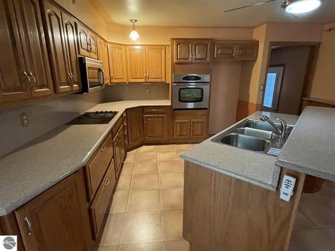 985 Pettit Rd, Lupton, MI 48635 photo 12
