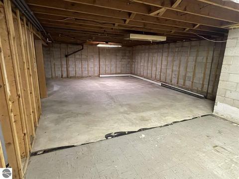 985 Pettit Rd, Lupton, MI 48635 photo 23