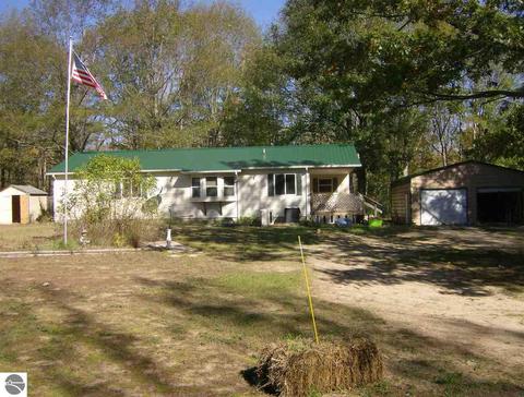 160 W Mason Rd, Twining, MI 48766 photo 2
