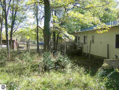 160 W Mason Rd, Twining, MI 48766 photo 4