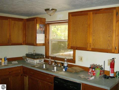 160 W Mason Rd, Twining, MI 48766 photo 9