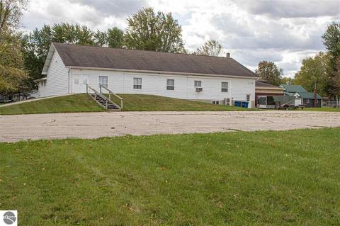 115 E Fraser St, Coleman, MI 48618 photo 6