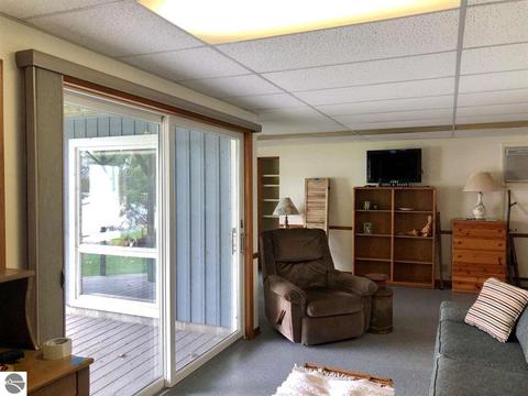 6900 E Kelenski Dr, Cedar, MI 49621 photo 15