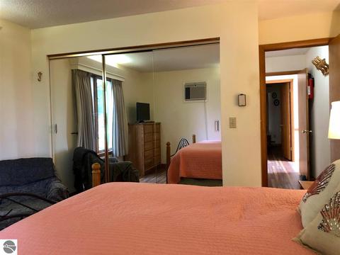 6900 E Kelenski Dr, Cedar, MI 49621 photo 9