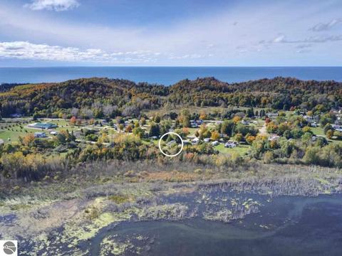 331 White St, Elberta, MI 49628 photo 8