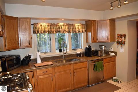 901 Kenyon Rd, Lupton, MI 48635 photo 25