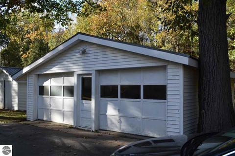 901 Kenyon Rd, Lupton, MI 48635 photo 8