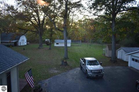 901 Kenyon Rd, Lupton, MI 48635 photo 20
