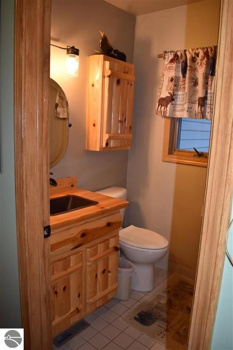 901 Kenyon Rd, Lupton, MI 48635 photo 33