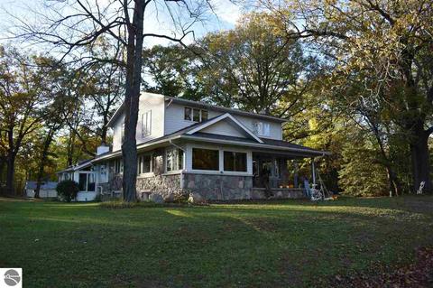 901 Kenyon Rd, Lupton, MI 48635 photo 4