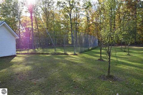 901 Kenyon Rd, Lupton, MI 48635 photo 13