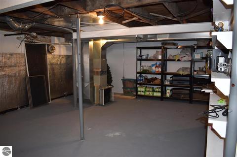 901 Kenyon Rd, Lupton, MI 48635 photo 52