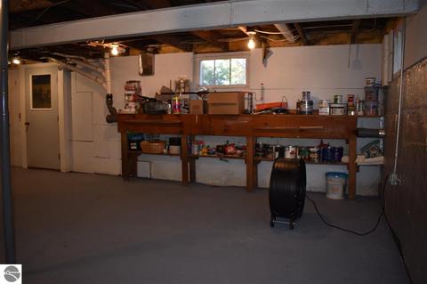 901 Kenyon Rd, Lupton, MI 48635 photo 51