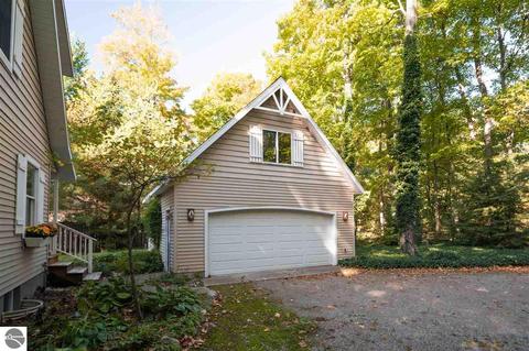 4495 S Hemlock, Cedar, MI 49621 photo 2