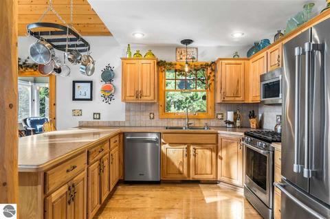 4495 S Hemlock, Cedar, MI 49621 photo 14