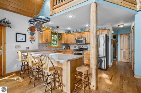 4495 S Hemlock, Cedar, MI 49621 photo 13
