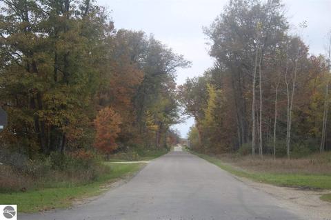 4545 W School Rd, Roscommon, MI 48653 photo 2