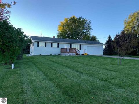 9820 S Wise Rd, Shepherd, MI 48883 photo 26