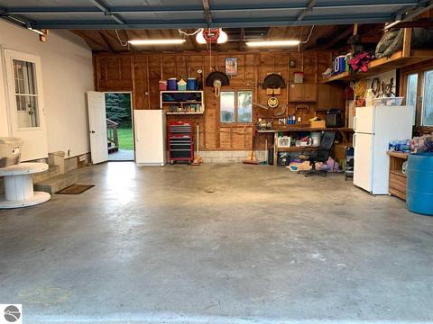 9820 S Wise Rd, Shepherd, MI 48883 photo 23