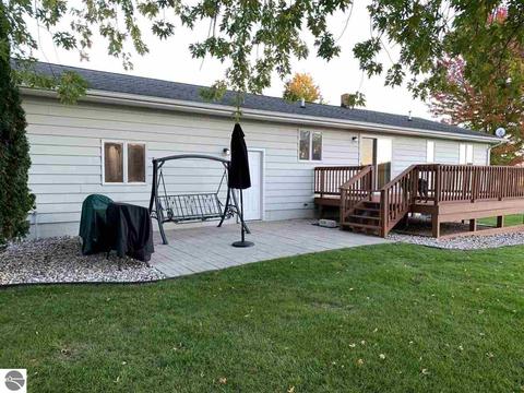9820 S Wise Rd, Shepherd, MI 48883 photo 4