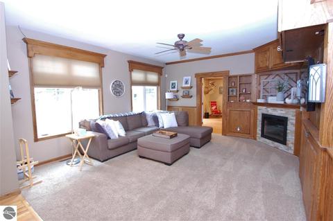 1696 Ann St, Gladwin, MI 48624 photo 11