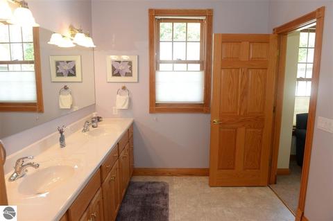 28 N Huron, Au Gres, MI 48703 photo 22