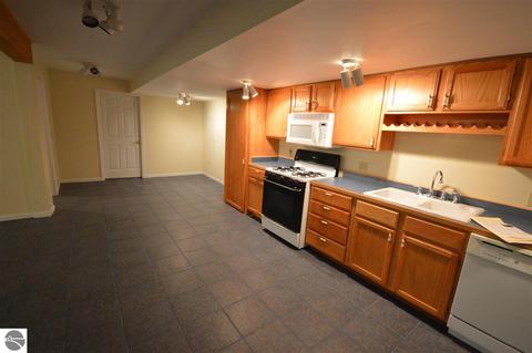 4019 S Bluff Cir, Cedar, MI 49621 photo 24