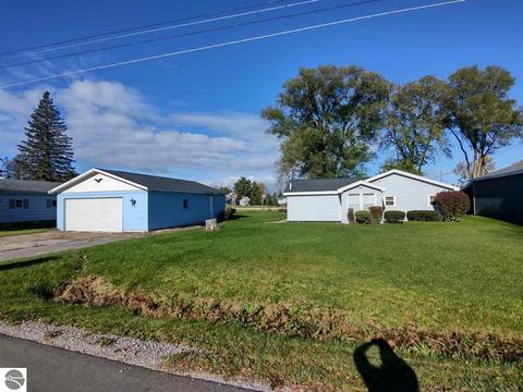 620 Burt St, Au Gres, MI 48703 photo 2
