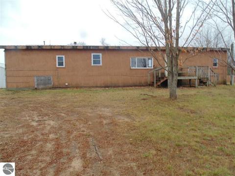 6450 E M-42, Manton, MI 49663 photo 2