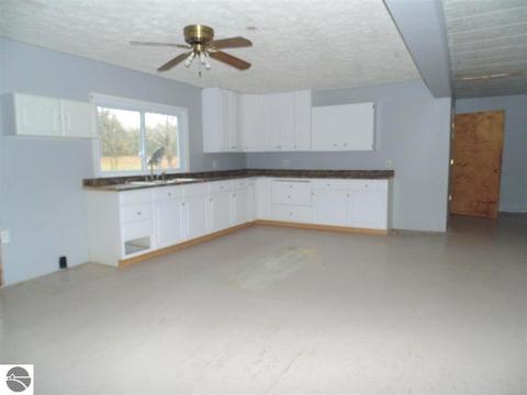 6450 E M-42, Manton, MI 49663 photo 12