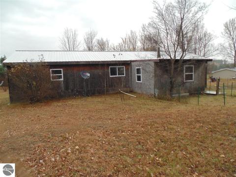 6450 E M-42, Manton, MI 49663 photo 3