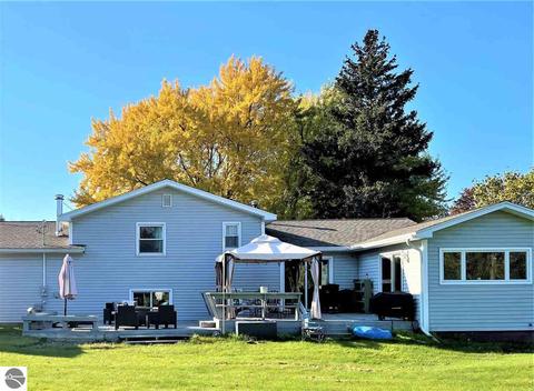 5698 Apple Valley Rd, Williamsburg, MI 49690 photo 22