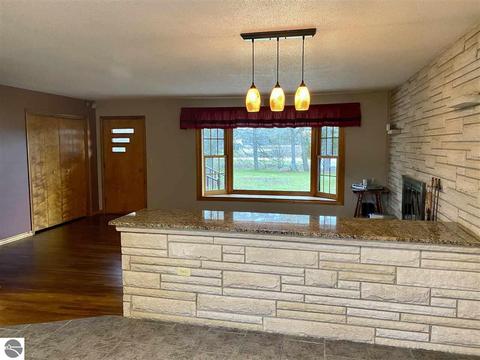 3245 E Siebert Rd, Midland, MI 48642 photo 16