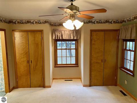 3245 E Siebert Rd, Midland, MI 48642 photo 34