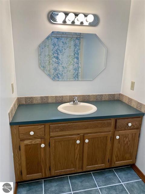 3245 E Siebert Rd, Midland, MI 48642 photo 38