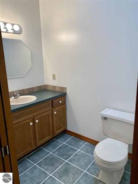 3245 E Siebert Rd, Midland, MI 48642 photo 37