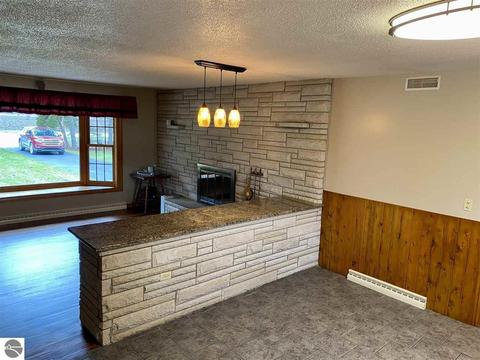 3245 E Siebert Rd, Midland, MI 48642 photo 17