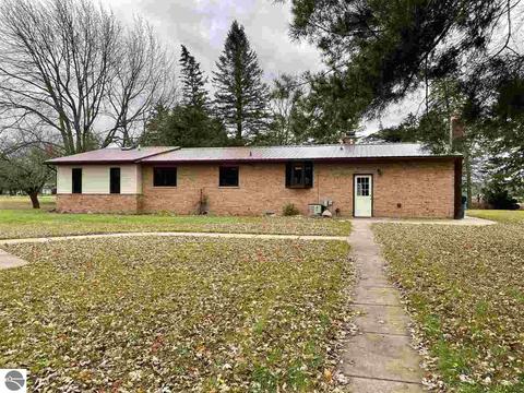 3245 E Siebert Rd, Midland, MI 48642 photo 4