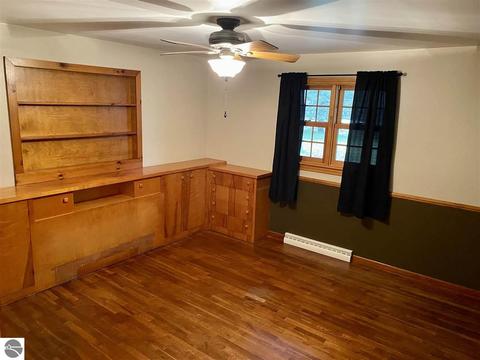 3245 E Siebert Rd, Midland, MI 48642 photo 27