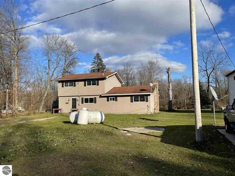 2877 Johnson Dr, Standish, MI 48658 photo 43