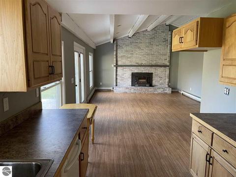 2877 Johnson Dr, Standish, MI 48658 photo 9