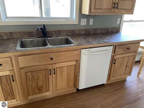 2877 Johnson Dr, Standish, MI 48658 photo 12