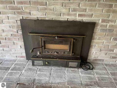 2877 Johnson Dr, Standish, MI 48658 photo 14