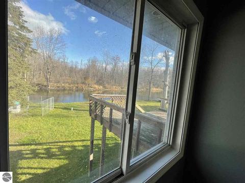 2877 Johnson Dr, Standish, MI 48658 photo 31