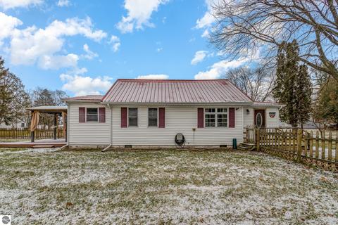 129 E Cottage, Shepherd, MI 48883 photo 24