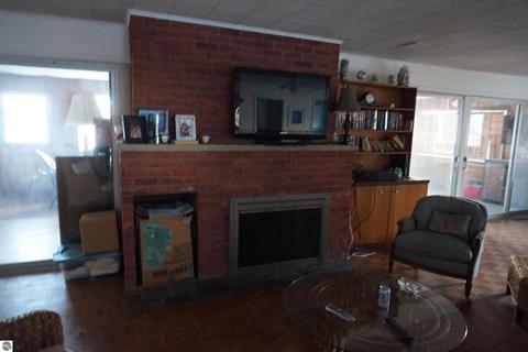 985 Crescent Ave, Au Gres, MI 48703 photo 6